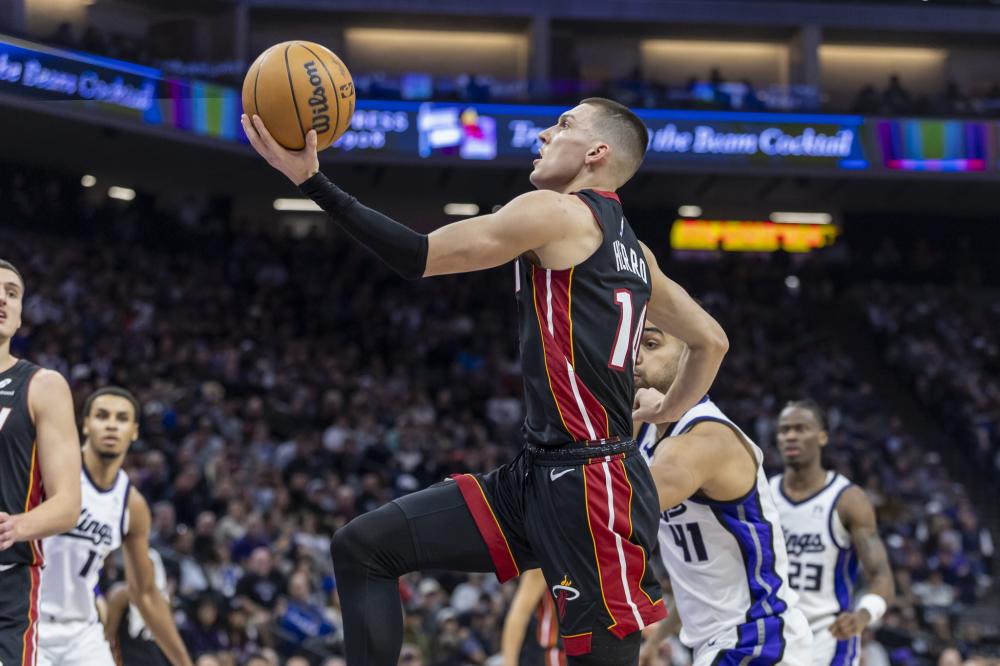 引援策略背 引援策略背