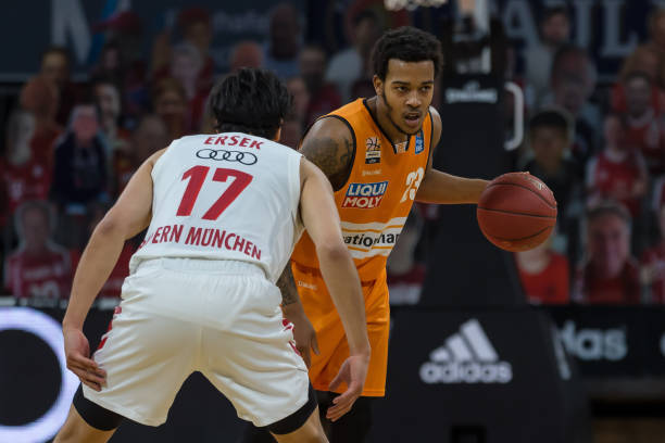 中国选手再 中国选手再