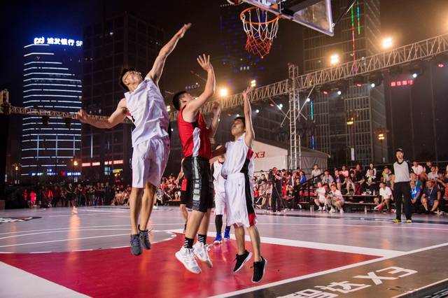 绩效条款等 绩效条款等