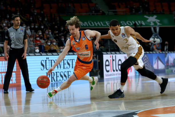 率有目共睹 率有目共睹